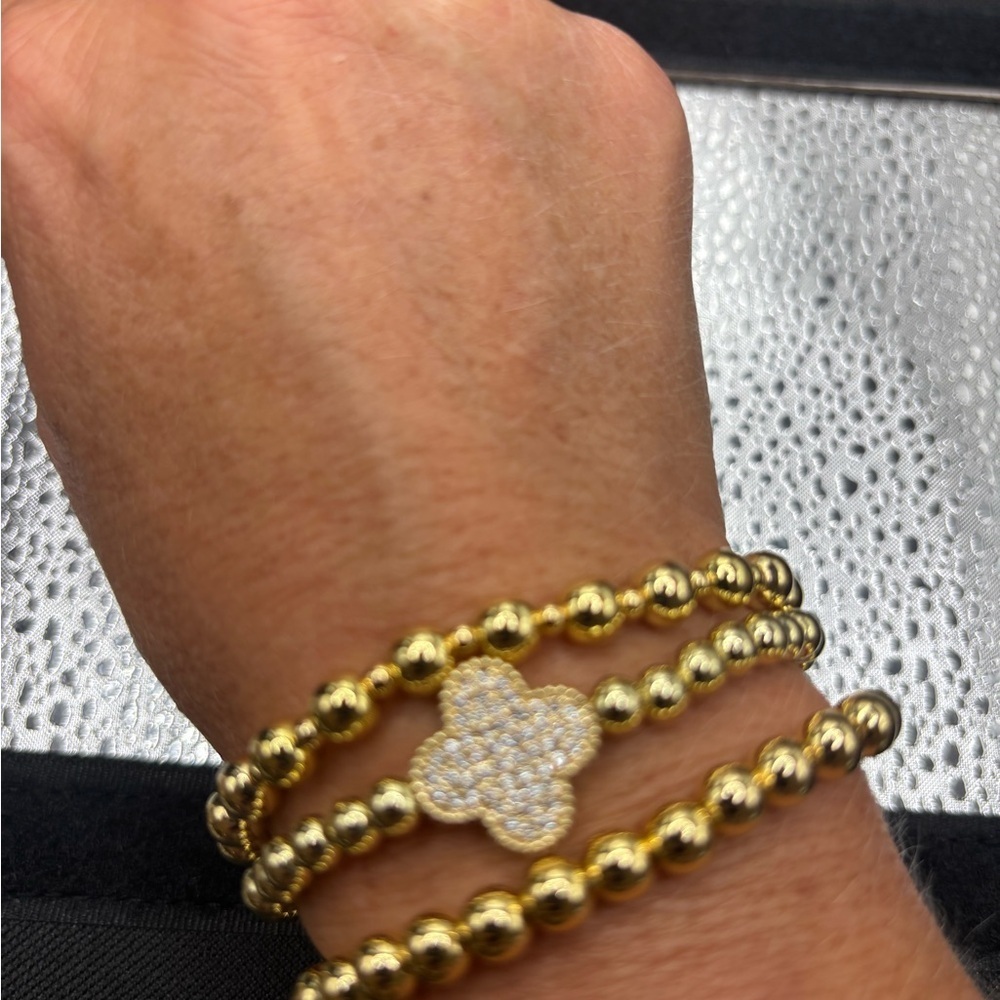 Elegant Gold Beaded Bracelet with Cz Accents.
